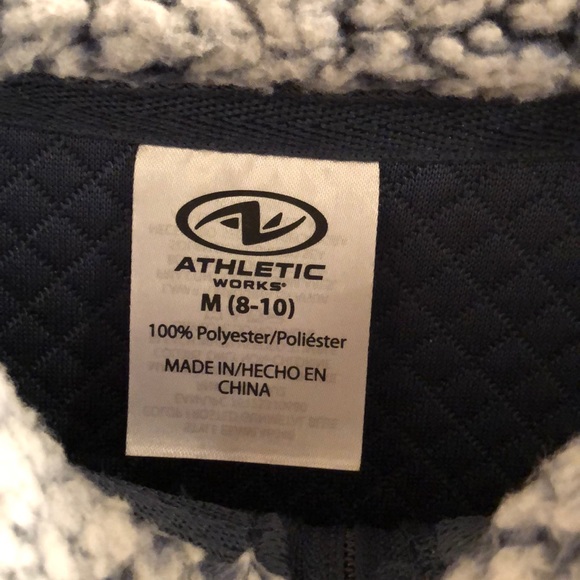 Sherpa Pullover - Picture 3 of 3